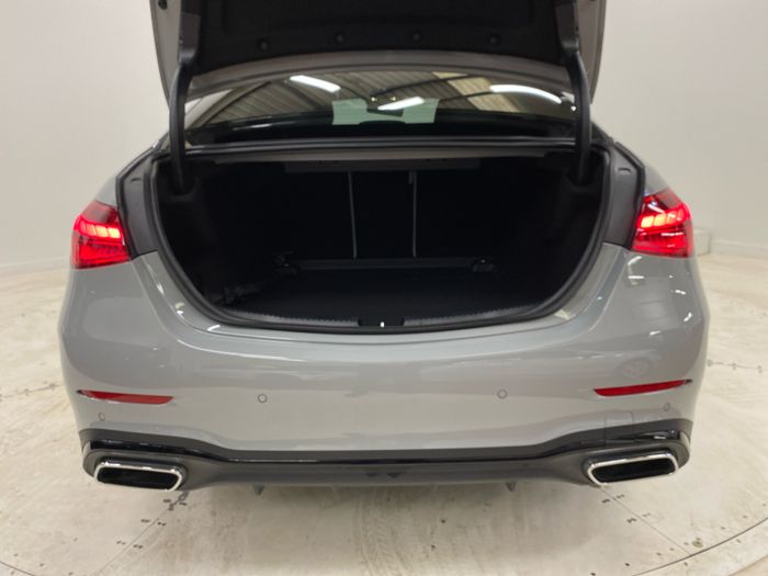 Mercedes-Benz C-Class 2026