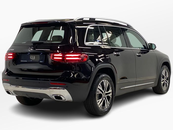 Mercedes-Benz GLB 2026