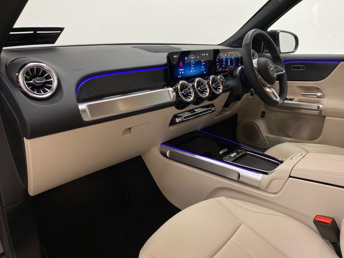 Mercedes-Benz GLB 2026