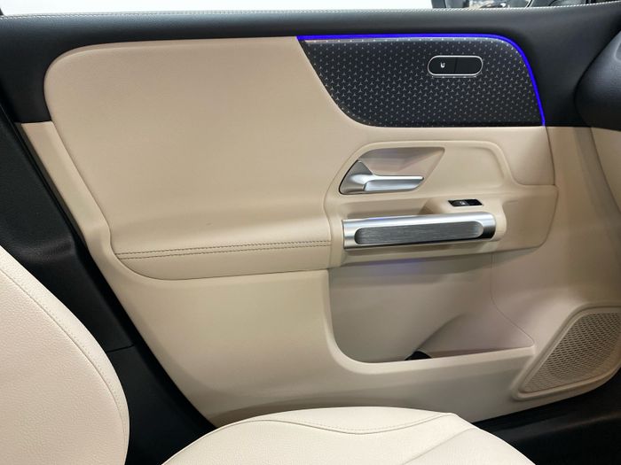 Mercedes-Benz GLB 2026