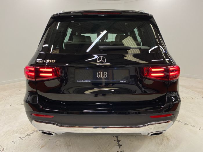 Mercedes-Benz GLB 2026