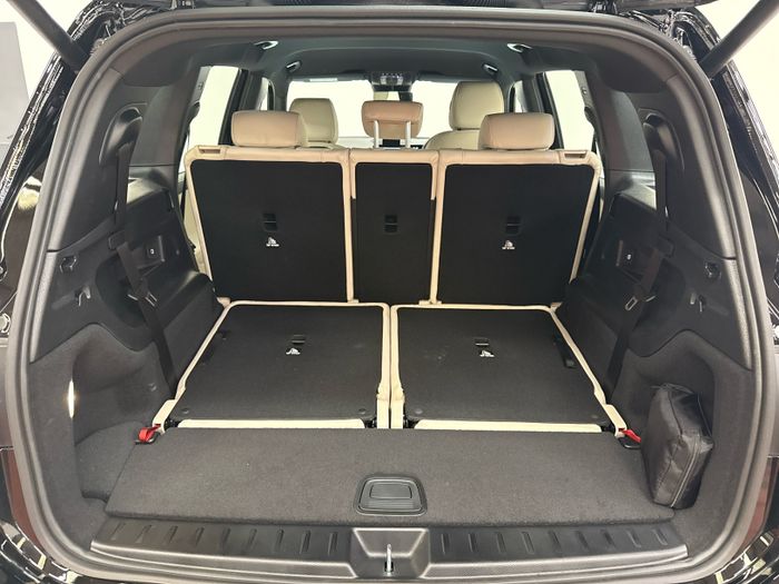 Mercedes-Benz GLB 2026