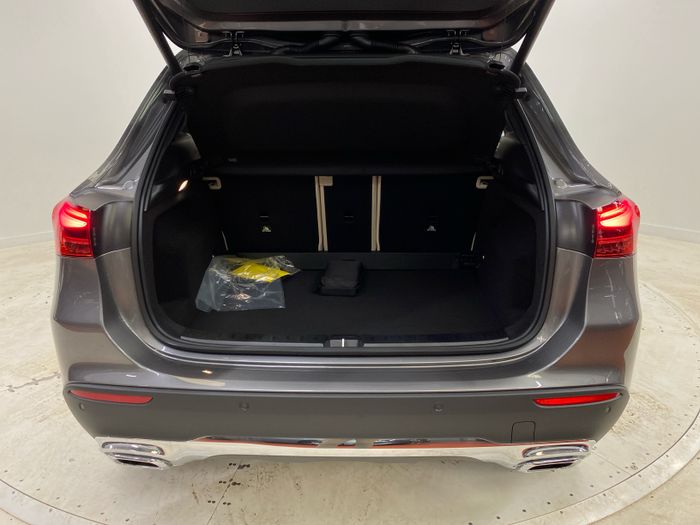 Mercedes-Benz GLA 2026