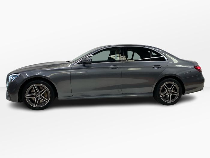 Mercedes-Benz E-Class 2022