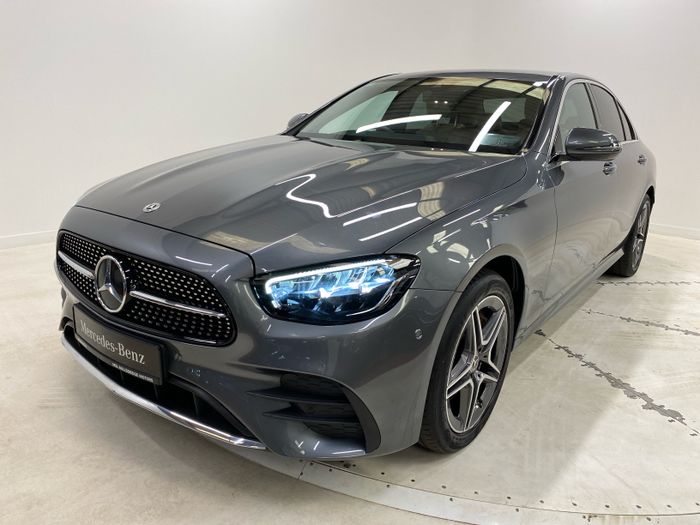 Mercedes-Benz E-Class 2022