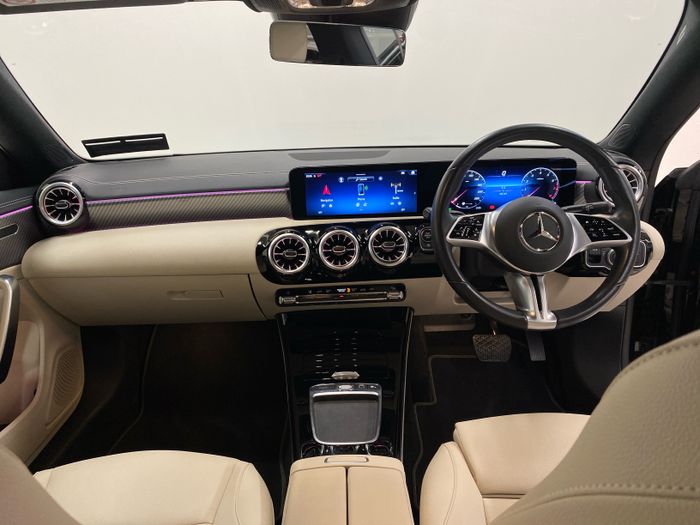 Mercedes-Benz CLA 2025