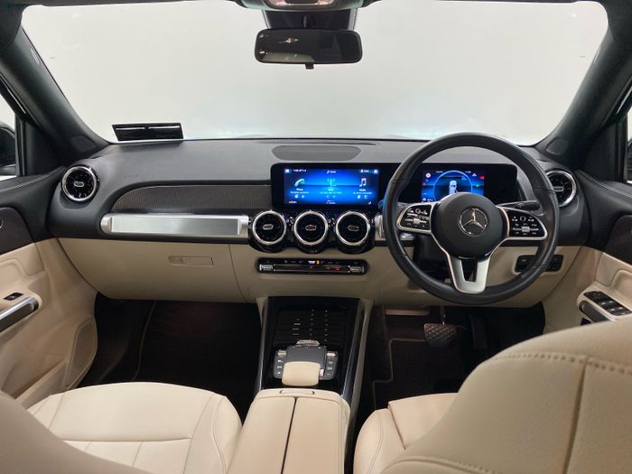 Mercedes-Benz GLB 2024