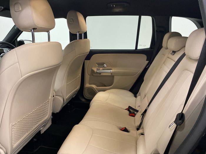Mercedes-Benz GLB 2024