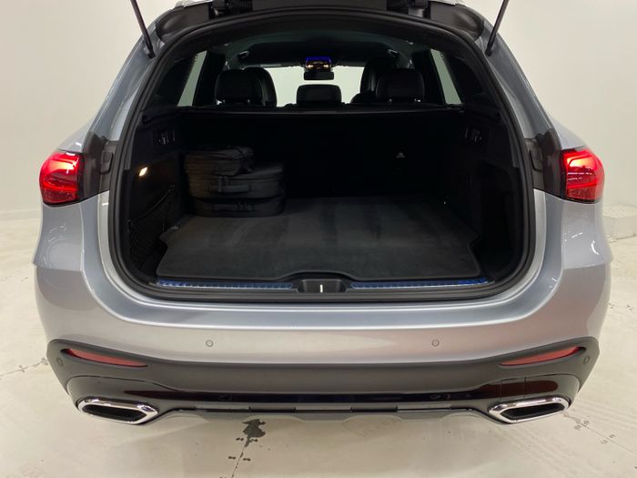 Mercedes-Benz GLC 2025