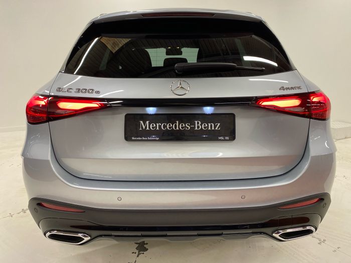 Mercedes-Benz GLC 2025