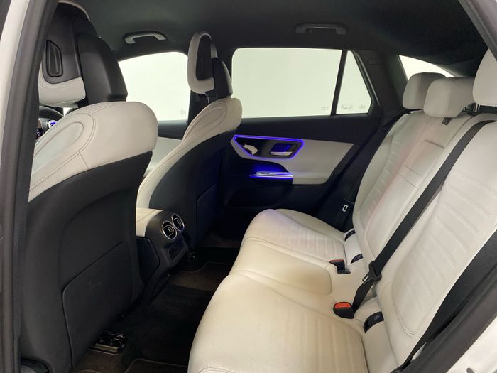 Mercedes-Benz GLC 2025