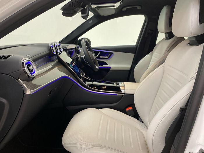 Mercedes-Benz GLC 2025