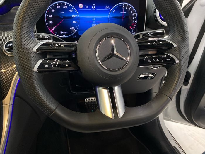 Mercedes-Benz GLC 2025