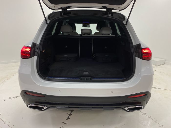 Mercedes-Benz GLC 2025