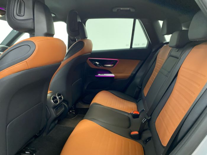 Mercedes-Benz GLC 2025