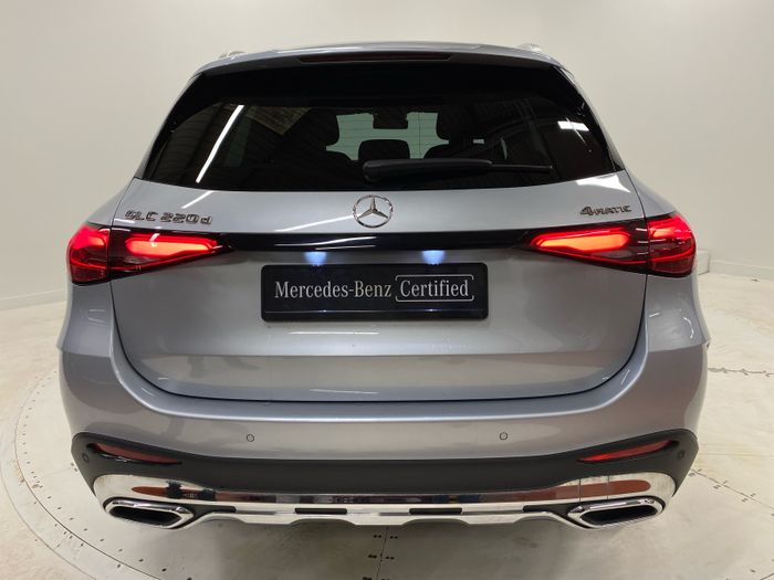 Mercedes-Benz GLC 2025