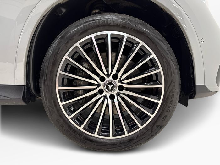 Mercedes-Benz GLC 2025
