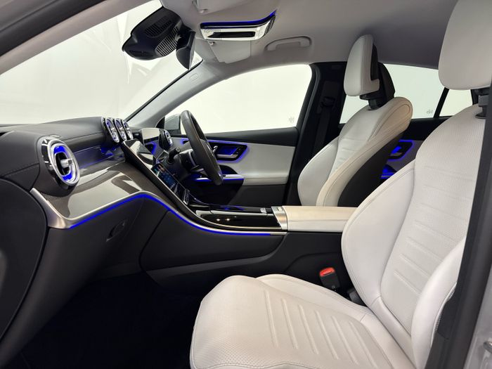 Mercedes-Benz GLC 2025