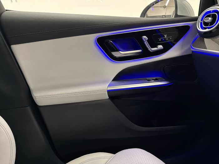 Mercedes-Benz GLC 2025