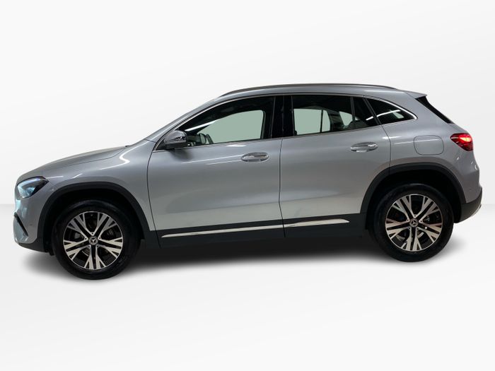 Mercedes-Benz GLA 2025