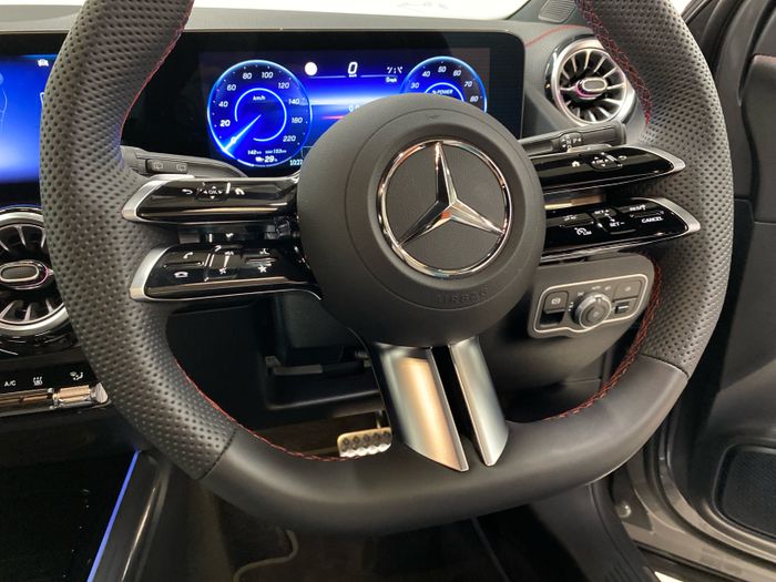 Mercedes-Benz EQA 2026