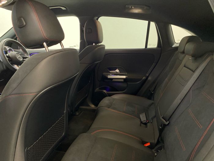 Mercedes-Benz EQA 2025