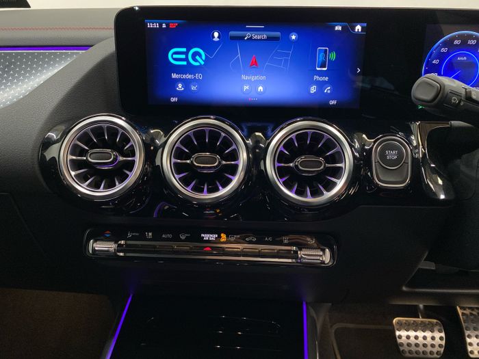 Mercedes-Benz EQA 2025