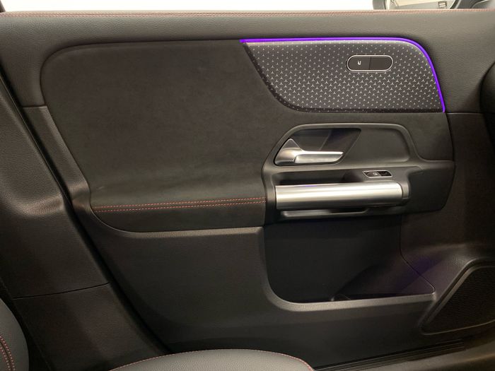 Mercedes-Benz EQA 2025