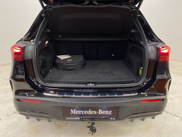 Mercedes-Benz EQA 2025