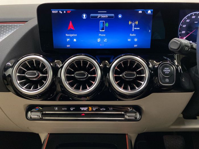 Mercedes-Benz GLA 2025