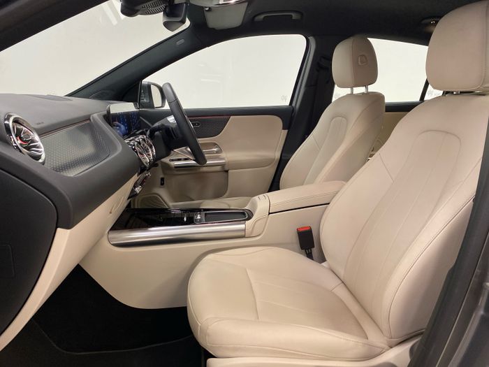 Mercedes-Benz GLA 2025