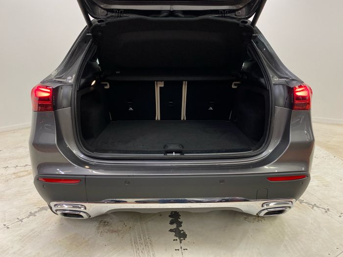 Mercedes-Benz GLA 2025
