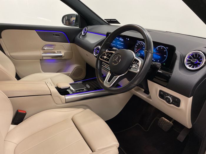 Mercedes-Benz EQA 2022