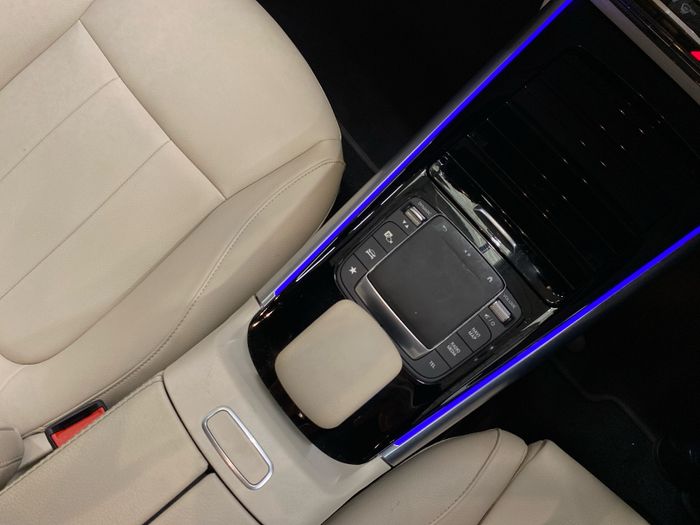 Mercedes-Benz EQA 2022