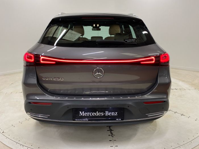 Mercedes-Benz EQA 2022
