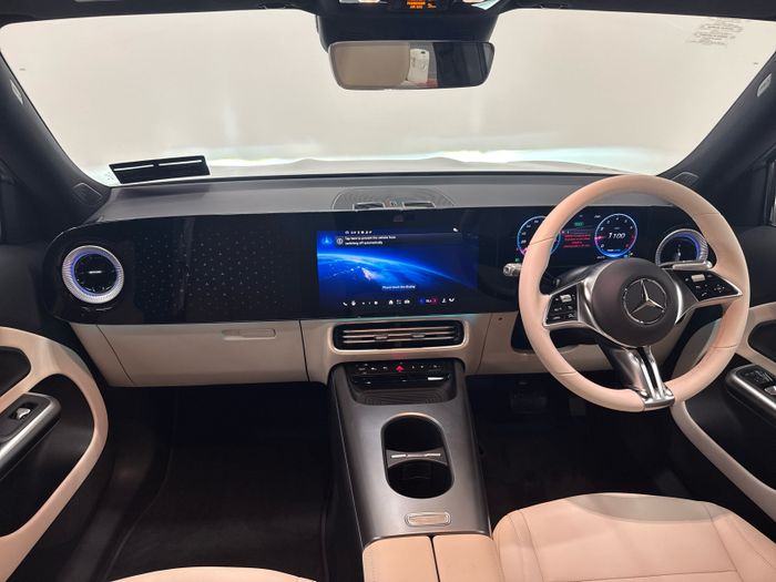 Mercedes-Benz GLB 2026
