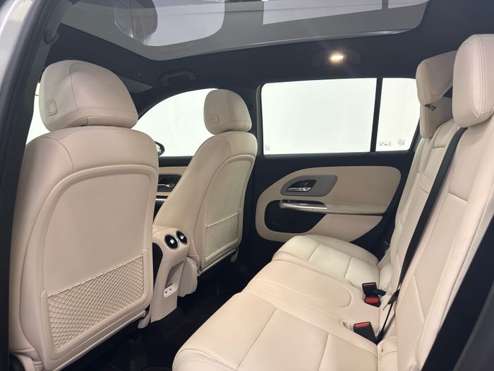 Mercedes-Benz GLB 2026
