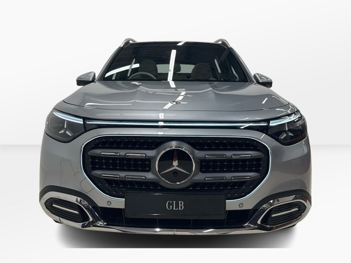 Mercedes-Benz GLB 2026
