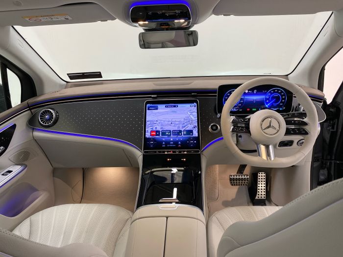 Mercedes-Benz EQE 2025