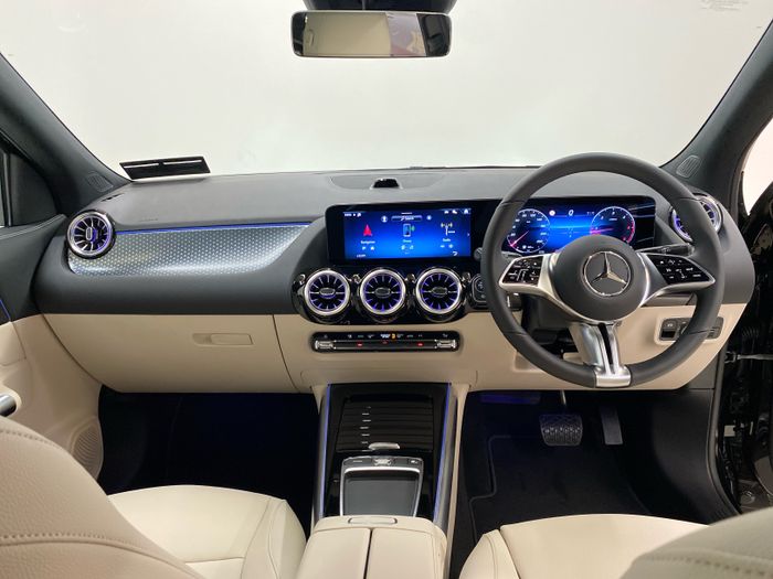 Mercedes-Benz GLA 2026