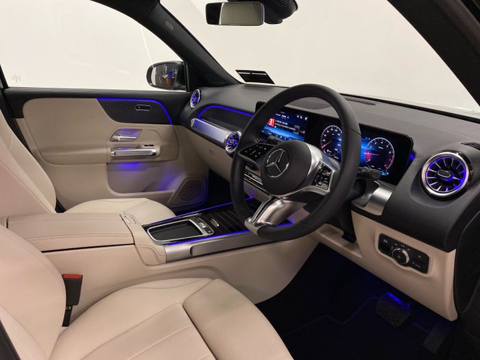 Mercedes-Benz GLB 2026