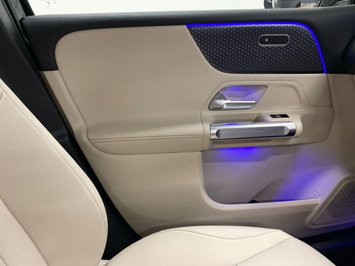 Mercedes-Benz GLB 2026
