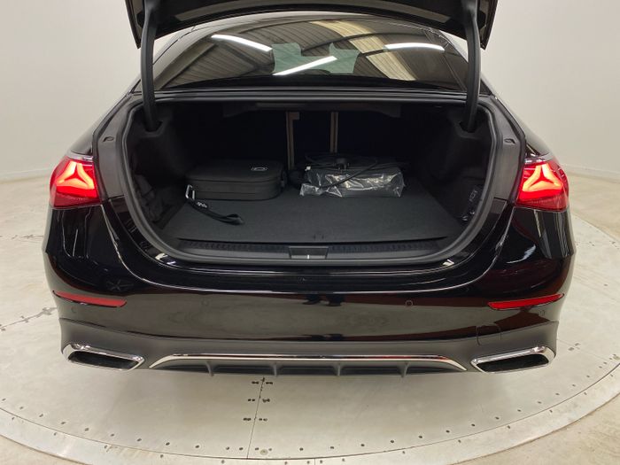Mercedes-Benz E-Class 2026