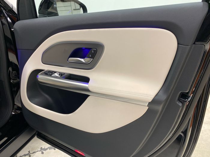 Mercedes-Benz GLB 2026