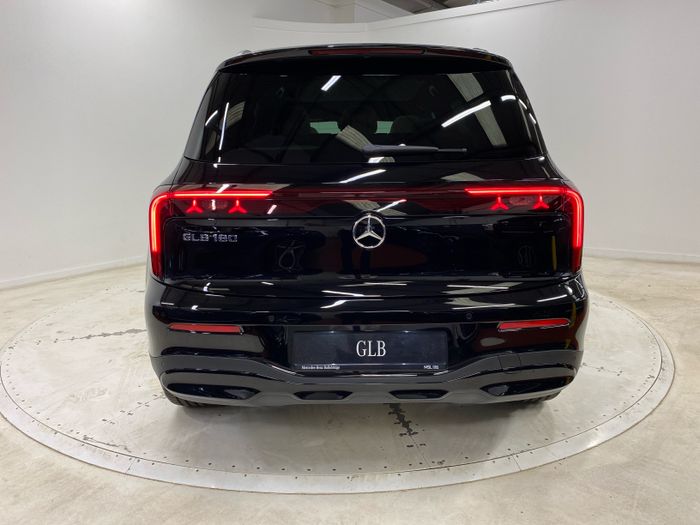 Mercedes-Benz GLB 2026