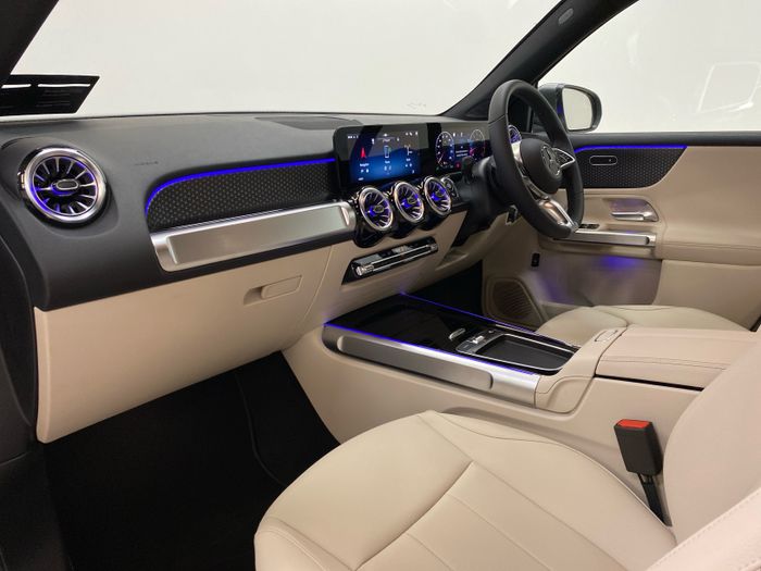 Mercedes-Benz GLB 2026