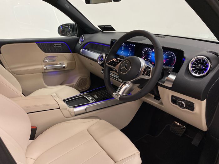Mercedes-Benz GLB 2026