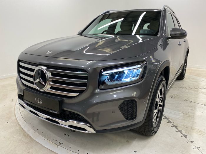 Mercedes-Benz GLB 2026