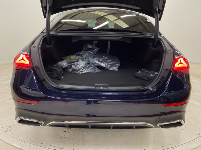 Mercedes-Benz E-Class 2026