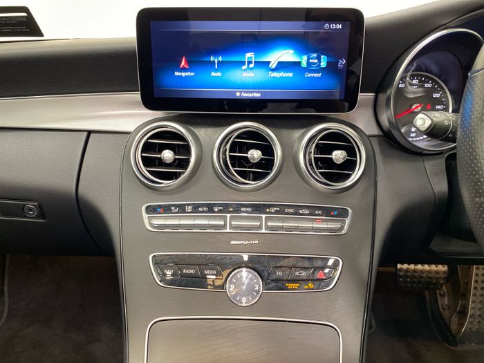 Mercedes-Benz C-Class 2021